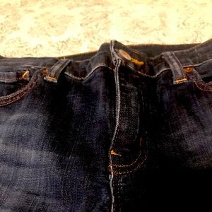 A size 28 child’s or skinny woman’s Jeans